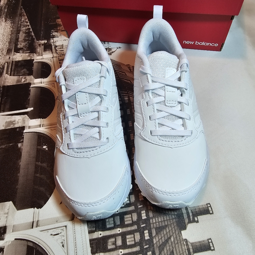 New balance fresh foam 650v 1 kids infant shoes color white us size 12 with box